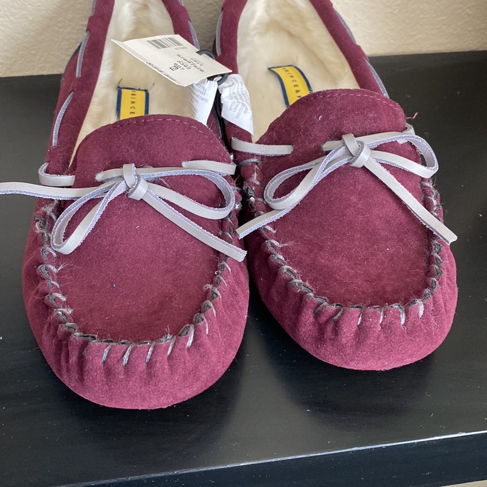 Prince & Fox Fur Lined Shoes, Size US 6W, Maroon, New with Tag - Picture 7 of 9